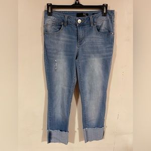 1822 Denim Taylor Jeans Deep Cuff Distressed Women’s size 4 (26”) Light wash